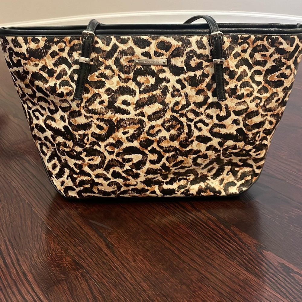 Nine West Black and Brown Leopard Tote.  18”x 10” tall.  Straps hang 9.5”.  NWOT